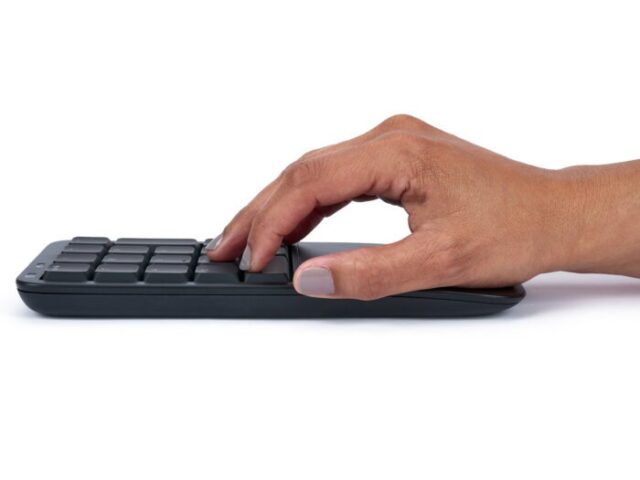 Kinesis Mechanical Keypad LP Profile Hand